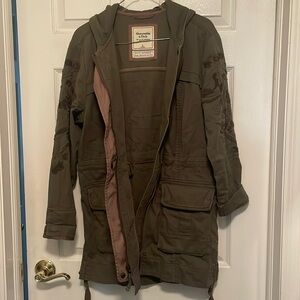 Abercrombie and Fitch Women’s Utility Jacket
